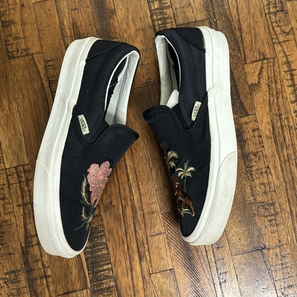 Vans Embroidered Tiger and Floral  Slip-On  Black Nylon Shoes Sneakers size 8 - Picture 8 of 16